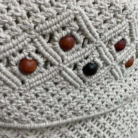 Handmade Y2K white macramé crochet bag purse with wooden beads woven cotton - Picture 4 of 12